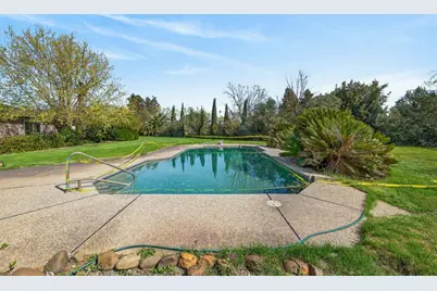 2455 Higgins Road, West Sacramento, CA 95691 - Photo 16