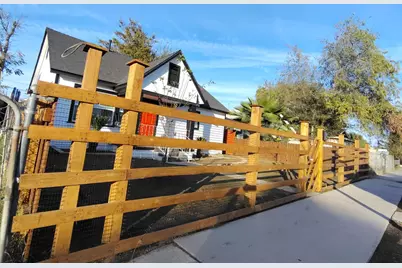 112 Woodrow Avenue, Bakersfield, CA 93308 - Photo 2