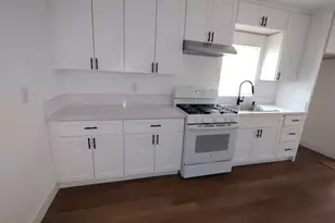 112 Woodrow Ave, Bakersfield, CA 93308 - Photo 6