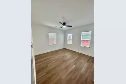 112 Woodrow Avenue, Bakersfield, CA 93308 - Photo 16