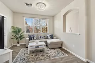 9640 Coney Island Cir, Elk Grove, CA 95758 - Photo 10