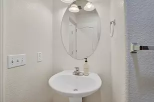 5 Outer Banks Pl, Sacramento, CA 95835 - Photo 18