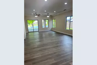 8230 Lake Shore Drive, Chowchilla, CA 93610 - Photo 10