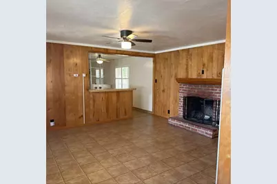 1919 W Mendocino Avenue, Stockton, CA 95204 - Photo 8