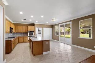 11125 Graeton Cir, Mather, CA 95655 - Photo 16