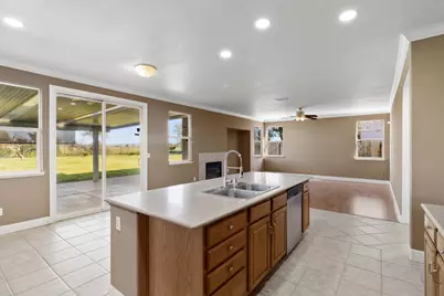 11125 Graeton Circle, Mather, CA 95655 - Photo 20