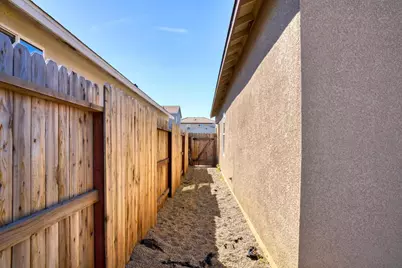 526 Bedfordshire Drive, Patterson, CA 95363 - Photo 28