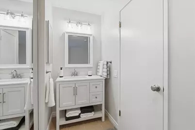 820 Woodside Lane #E.. 3, Sacramento, CA 95825 - Photo 18