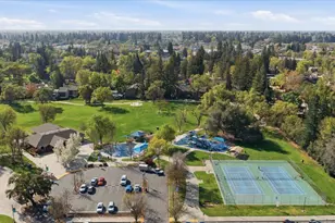 820 Woodside Ln, Sacramento, CA 95825 - Photo 26