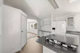 10525 Devonshire Cir, Penn Valley, CA 95946 - Photo 18