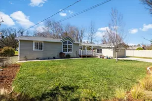 10525 Devonshire Cir, Penn Valley, CA 95946 - Photo 2