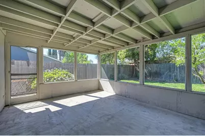7326 Winnett Way, Sacramento, CA 95823 - Photo 32