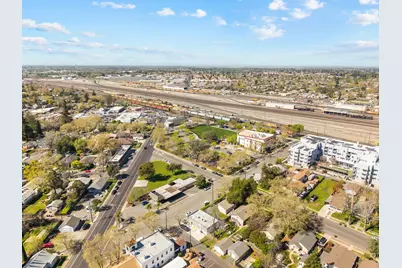 629 Oak Street, Roseville, CA 95678 - Photo 60