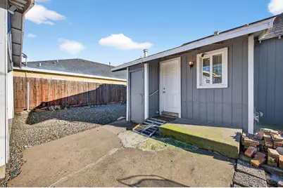 3813 23rd Avenue, Sacramento, CA 95820 - Photo 30