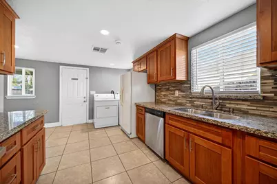 3813 23rd Avenue, Sacramento, CA 95820 - Photo 14