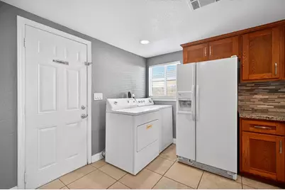 3813 23rd Avenue, Sacramento, CA 95820 - Photo 18