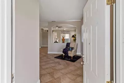 7945 Neyland Court, Sacramento, CA 95829 - Photo 4