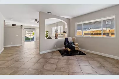 7945 Neyland Court, Sacramento, CA 95829 - Photo 8