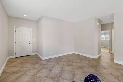 7945 Neyland Court, Sacramento, CA 95829 - Photo 6