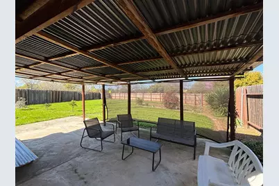 9328 Aizenberg Circle, Elk Grove, CA 95624 - Photo 20