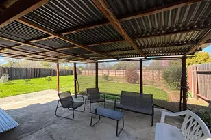 9328 Aizenberg Cir, Elk Grove, CA 95624 - Photo 20