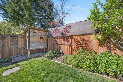 9074 Paseo Grande Way, Elk Grove, CA 95758 - Photo 40