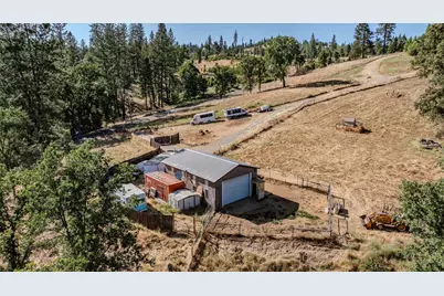 8133 West Old Emigrant Trail, Mountain Ranch, CA 95246 - Photo 26