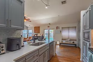 1418 Mother Lode Dr, Roseville, CA 95661 - Photo 20