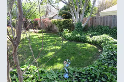 2016 Sweetwater Dr, Modesto, CA 95355 - Photo 30