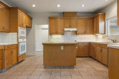 19547 Windrift Way, Woodbridge, CA 95258 - Photo 16