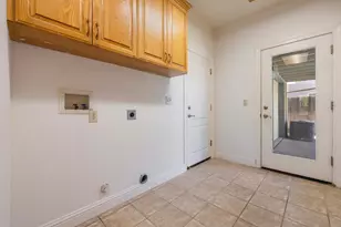 19547 Windrift Way, Woodbridge, CA 95258 - Photo 12