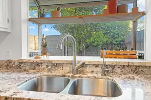 4756 67th St, Sacramento, CA 95820 - Photo 14