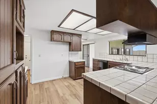 2315 W Vine St, Lodi, CA 95242 - Photo 10