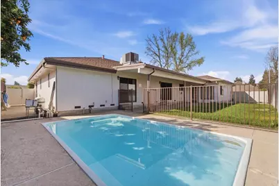2315 W Vine Street, Lodi, CA 95242 - Photo 24