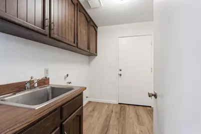 2315 W Vine Street, Lodi, CA 95242 - Photo 22