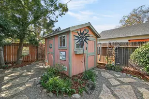 560 46th St, Sacramento, CA 95819 - Photo 40