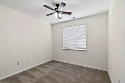 2432 Middlebury Dr, Lathrop, CA 95330 - Photo 8