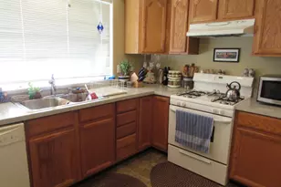 180 E Hillcrest Dr, Auburn, CA 95603 - Photo 6