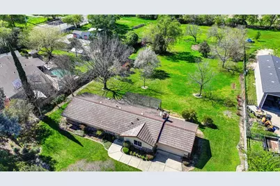 8209 Olivine Avenue, Citrus Heights, CA 95610 - Photo 2