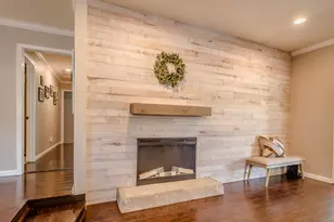 1008 Greenwood Dr, Woodland, CA 95695 - Photo 8