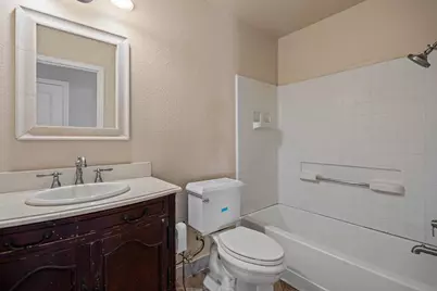 1916 Central Park Way, Modesto, CA 95351 - Photo 18