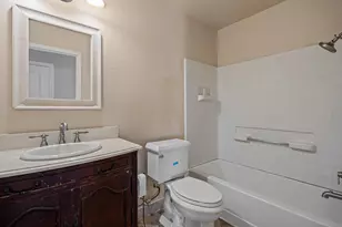 1916 Central Park Way, Modesto, CA 95351 - Photo 18