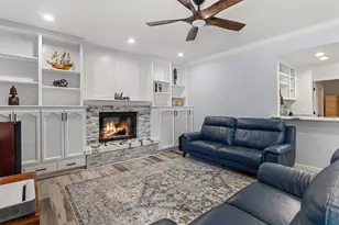 4816 Runway Dr, Fair Oaks, CA 95628 - Photo 18