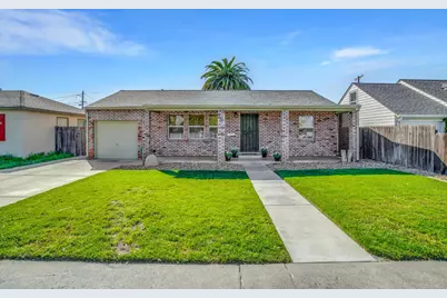 628 E North Street, Manteca, CA 95336 - Photo 1