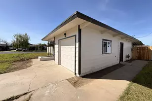 1633 Kazmir Ct, Modesto, CA 95351 - Photo 2