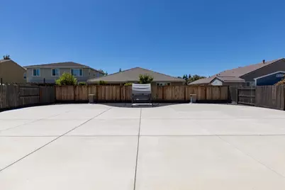 870 Storybook Street, Manteca, CA 95337 - Photo 48