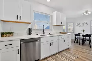 1620 E Harding Way, Stockton, CA 95205 - Photo 14