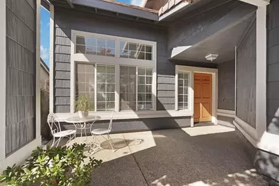 8866 Starfall Way, Elk Grove, CA 95624 - Photo 4