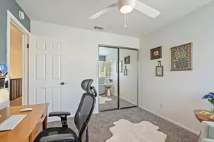 8866 Starfall Way, Elk Grove, CA 95624 - Photo 22