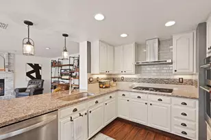 8866 Starfall Way, Elk Grove, CA 95624 - Photo 18